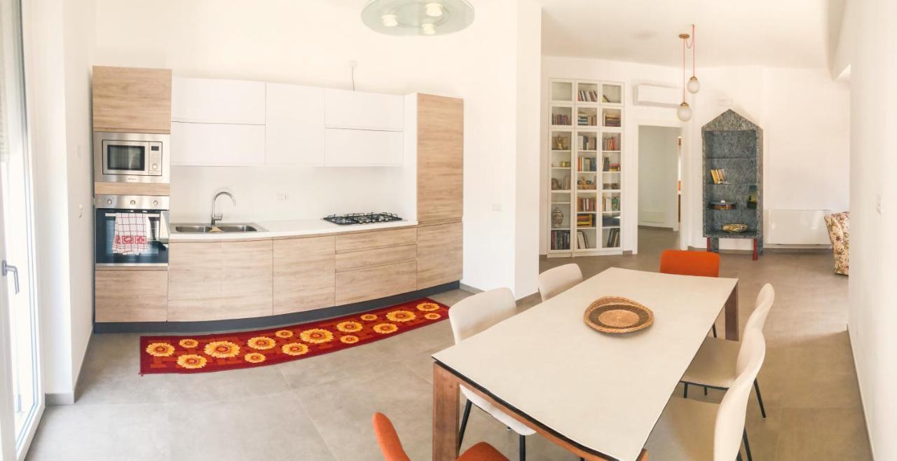 "La Casa Di Ale" Modern Suite Mondragone Exterior foto